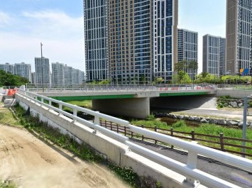 대전용산택지 중 거더제작 및 설치공사(관평천1교)