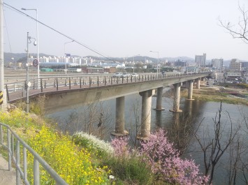 현도교 브라켓설치 보도확장공사